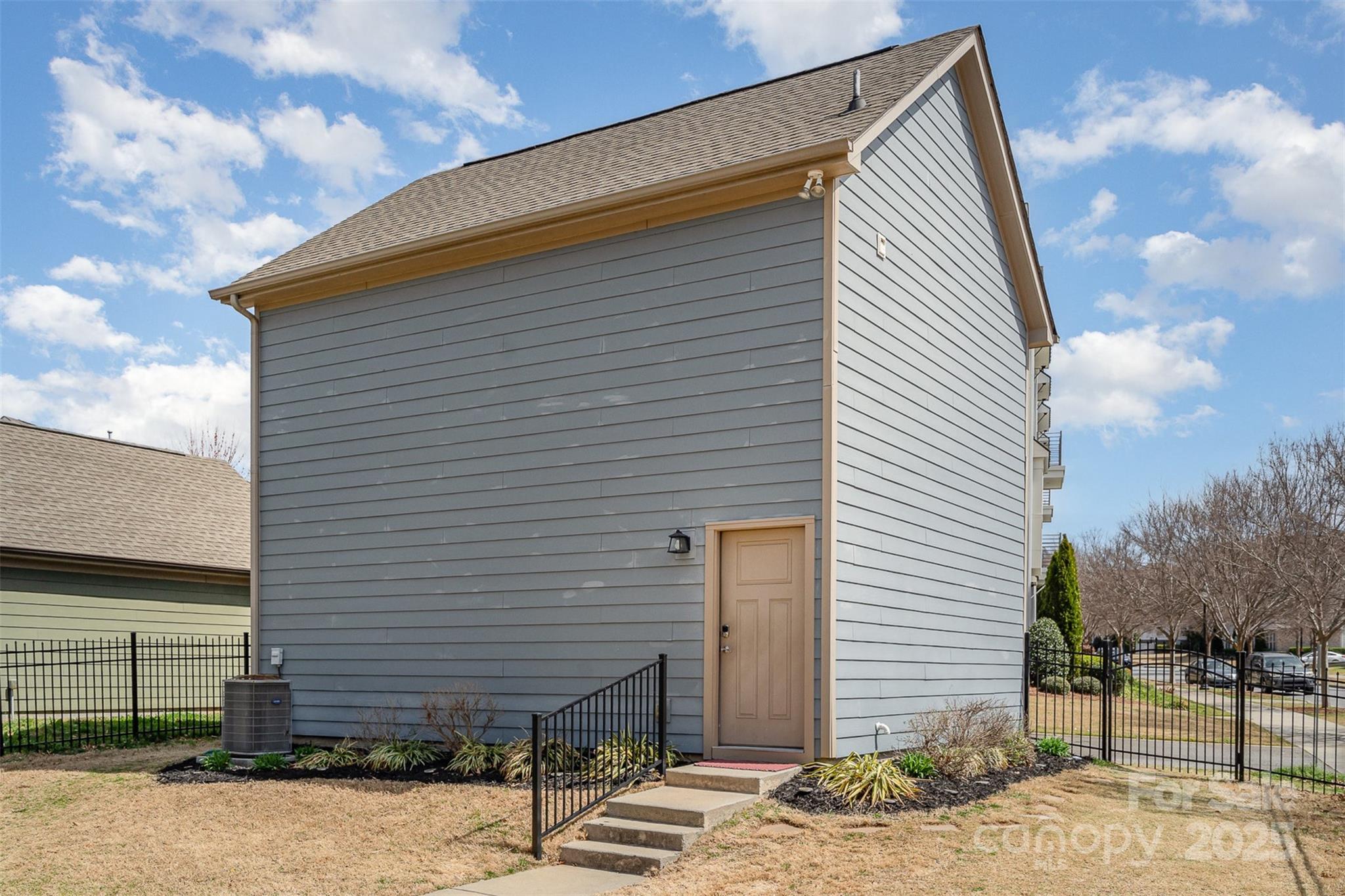 2606 Double Oaks Road