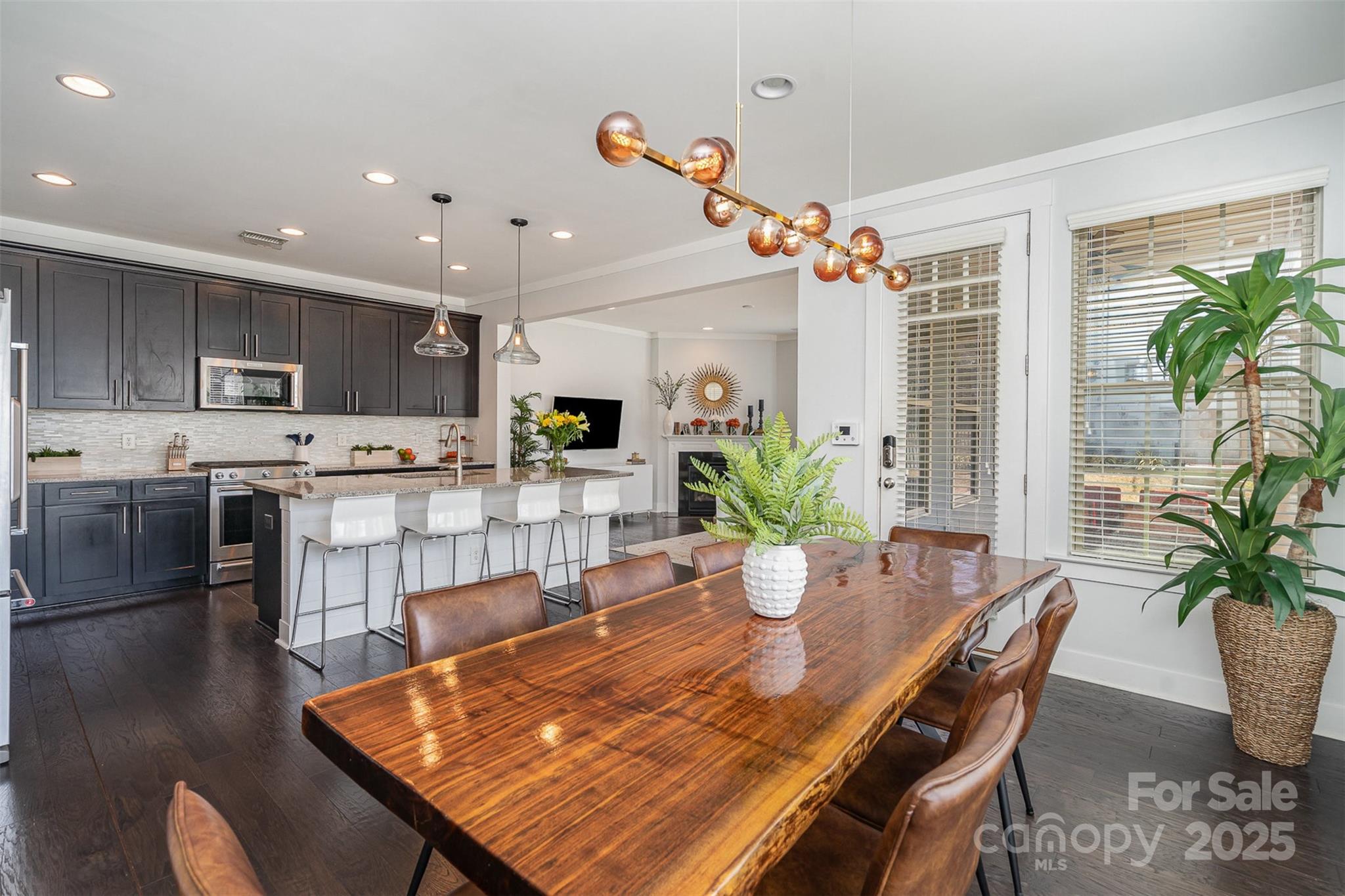 2606 Double Oaks Road