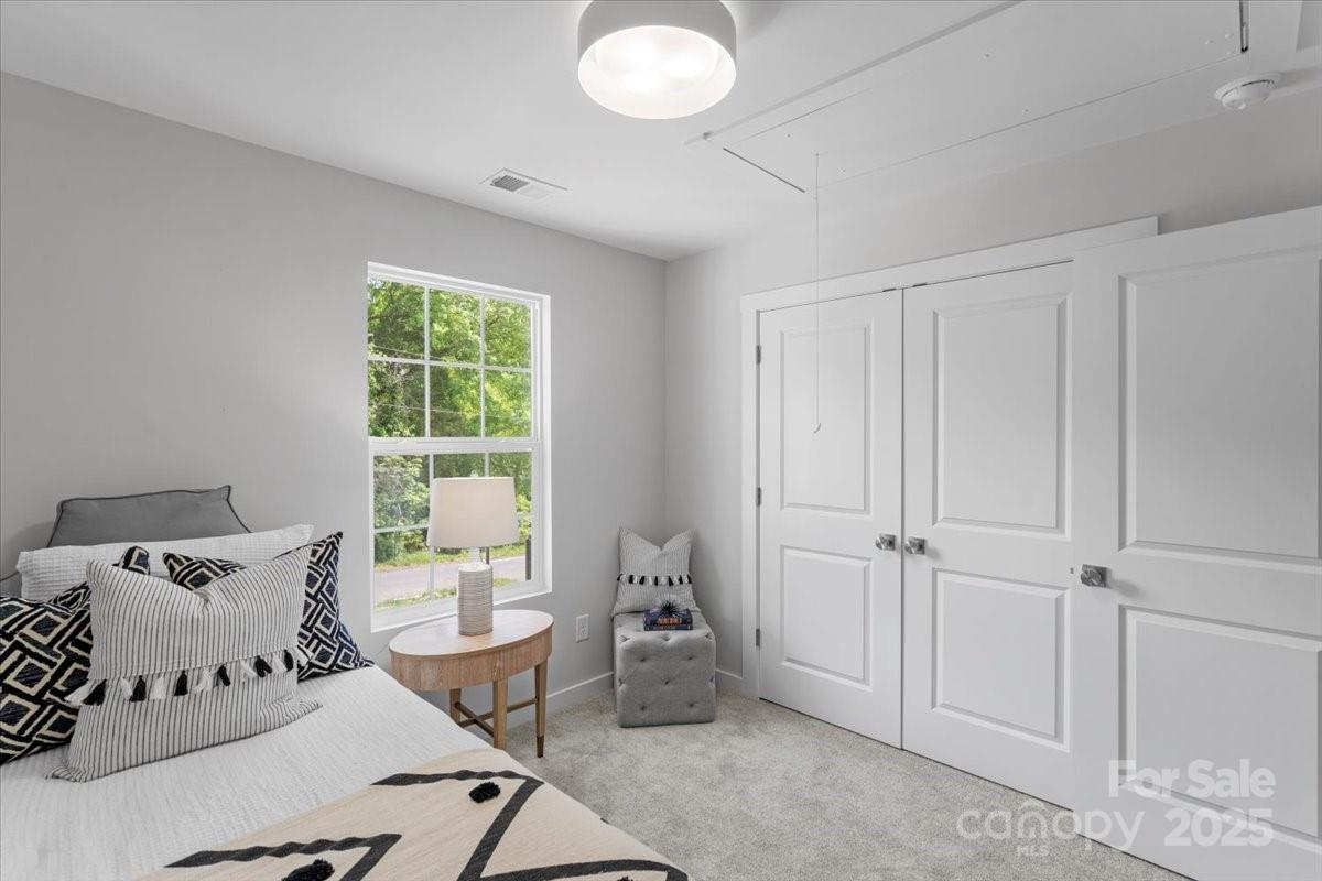 1914 White Street Unit: A & B