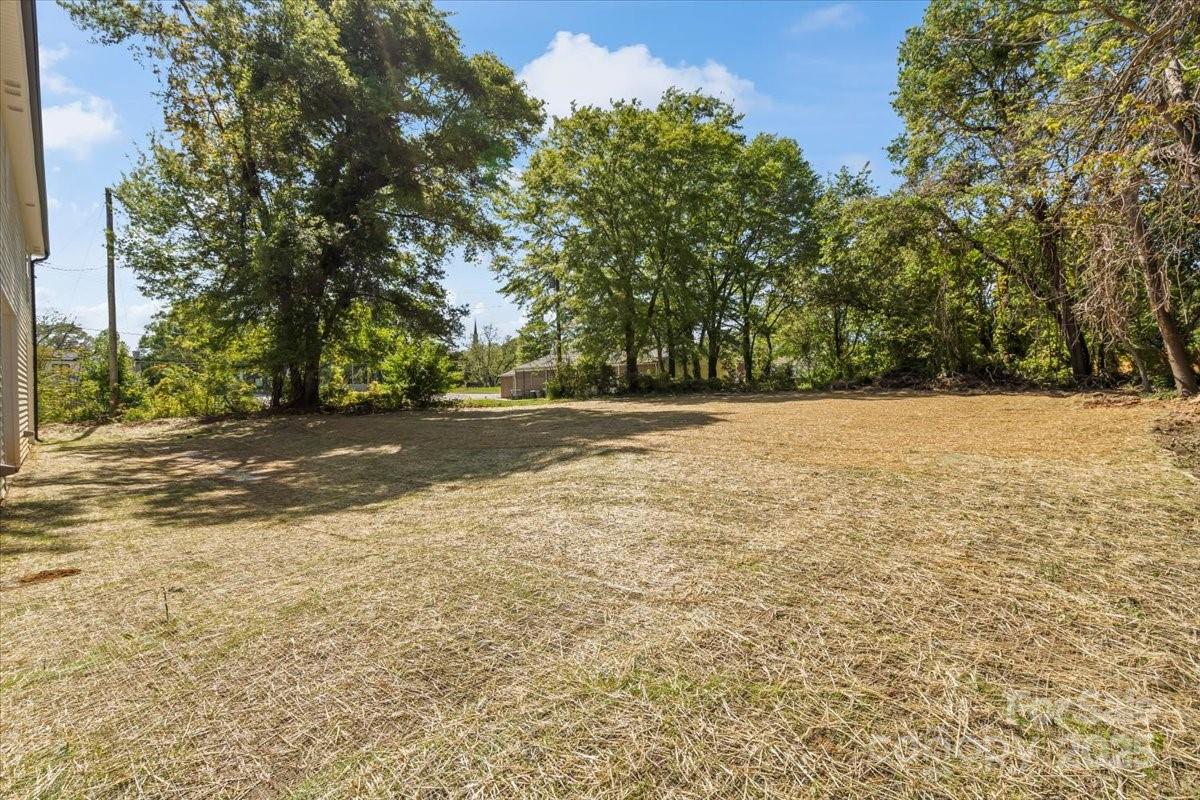 1914 White Street Unit: A & B