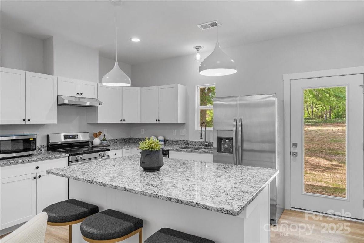 1914 White Street Unit: A & B