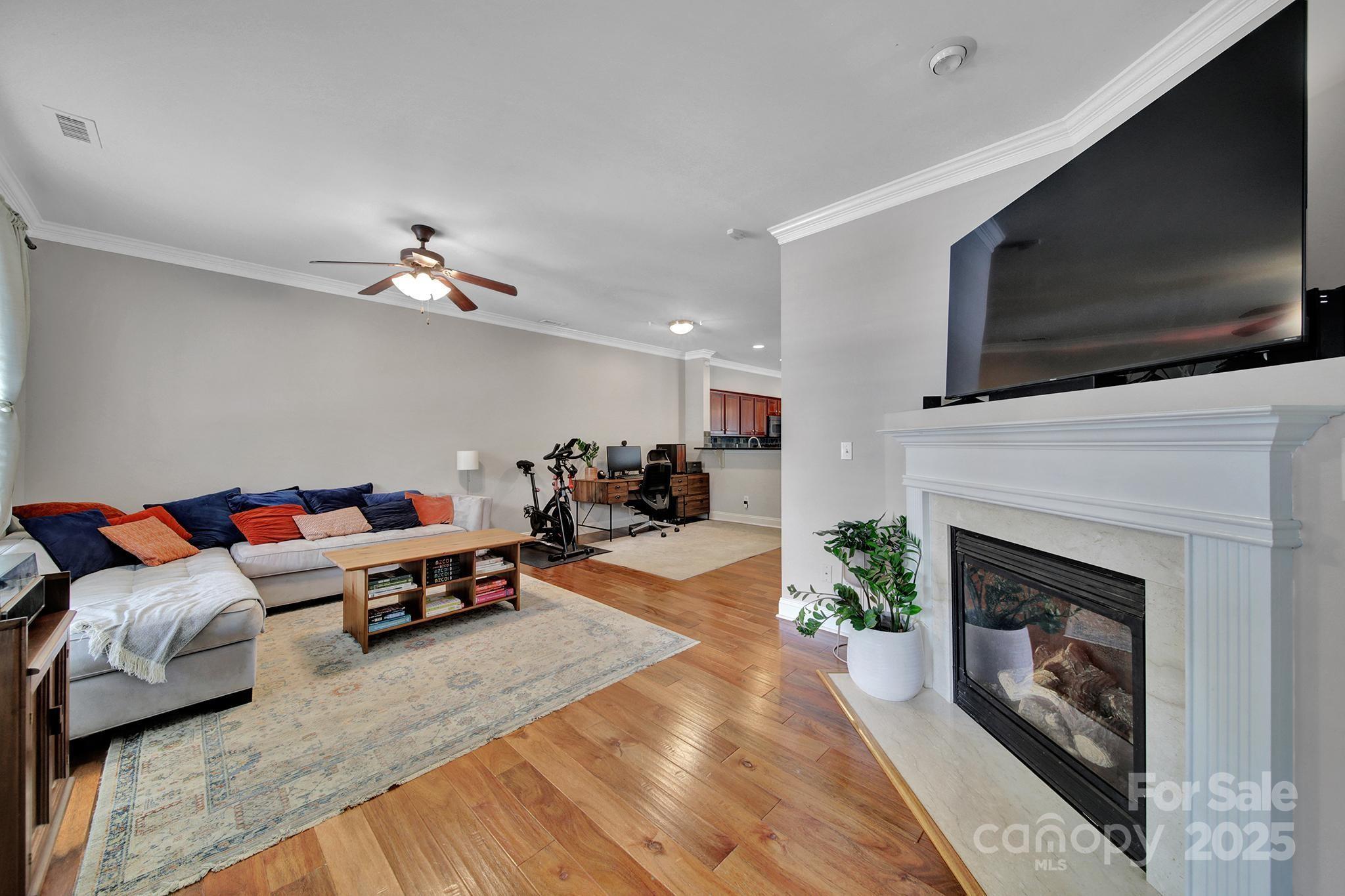 413 Hurston Circle