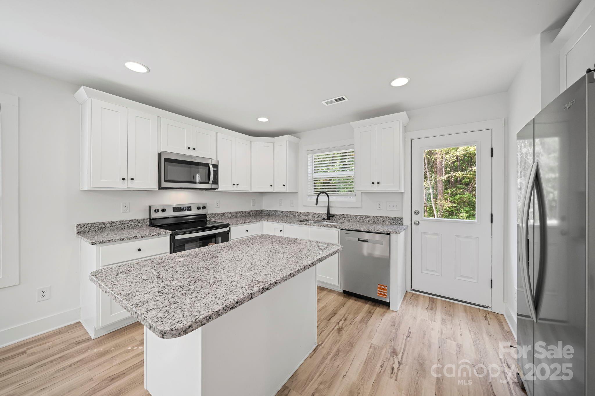 1013 Kansas Street Unit: Unit A