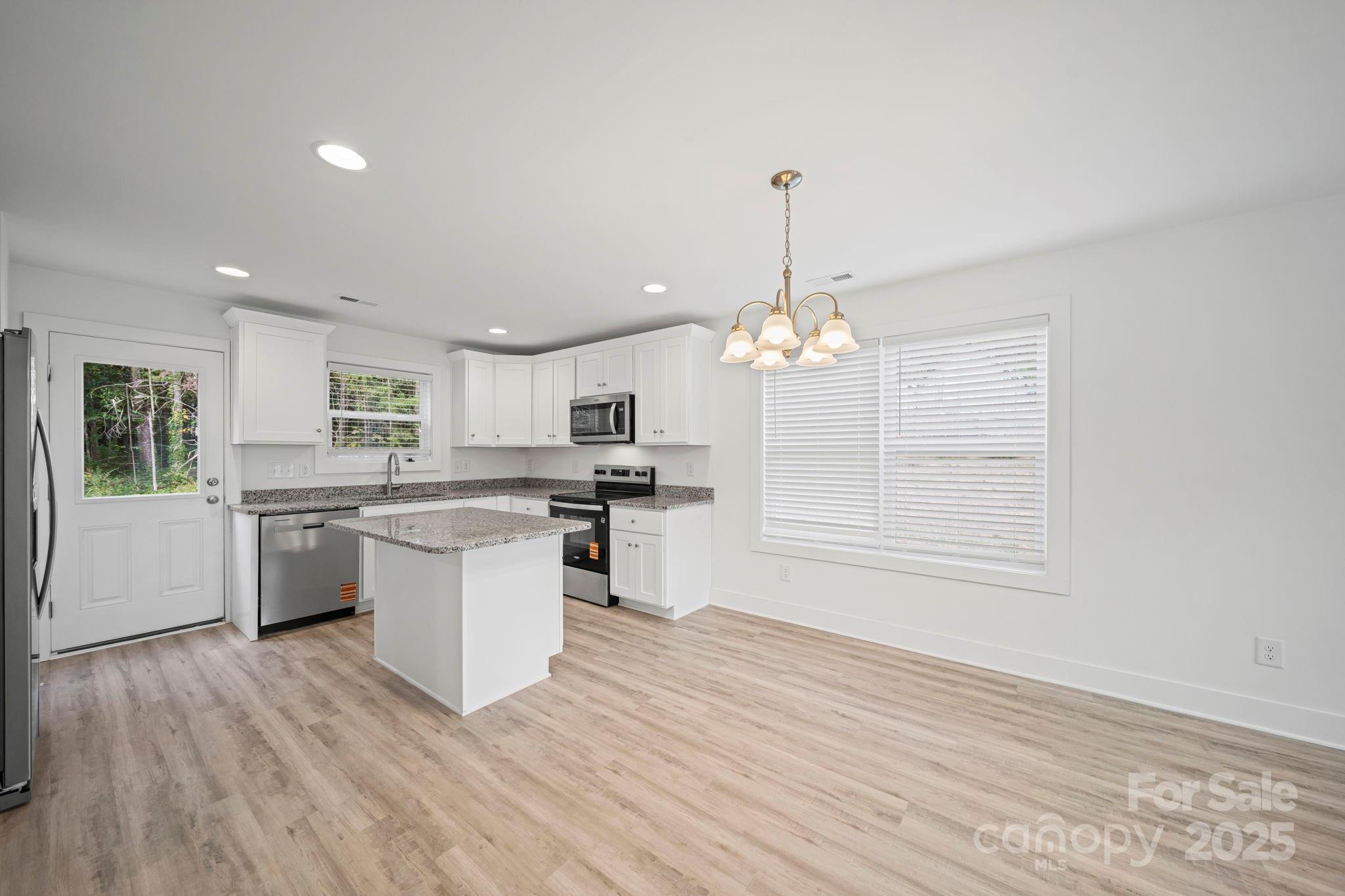 1013 Kansas Street Unit: Unit B