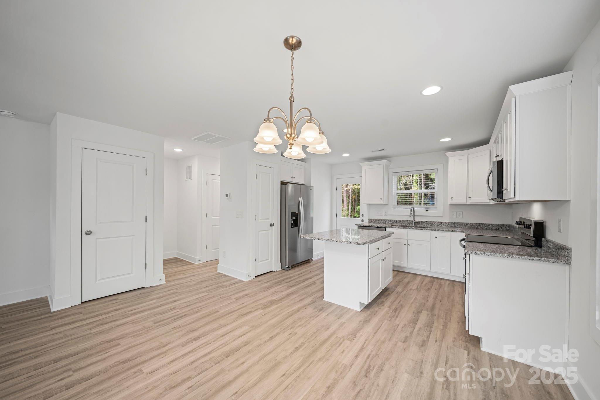 1013 Kansas Street Unit: Unit B