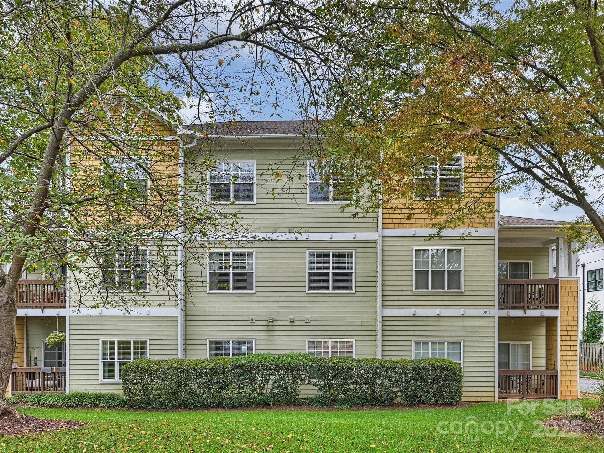 3927 Arbor Lane