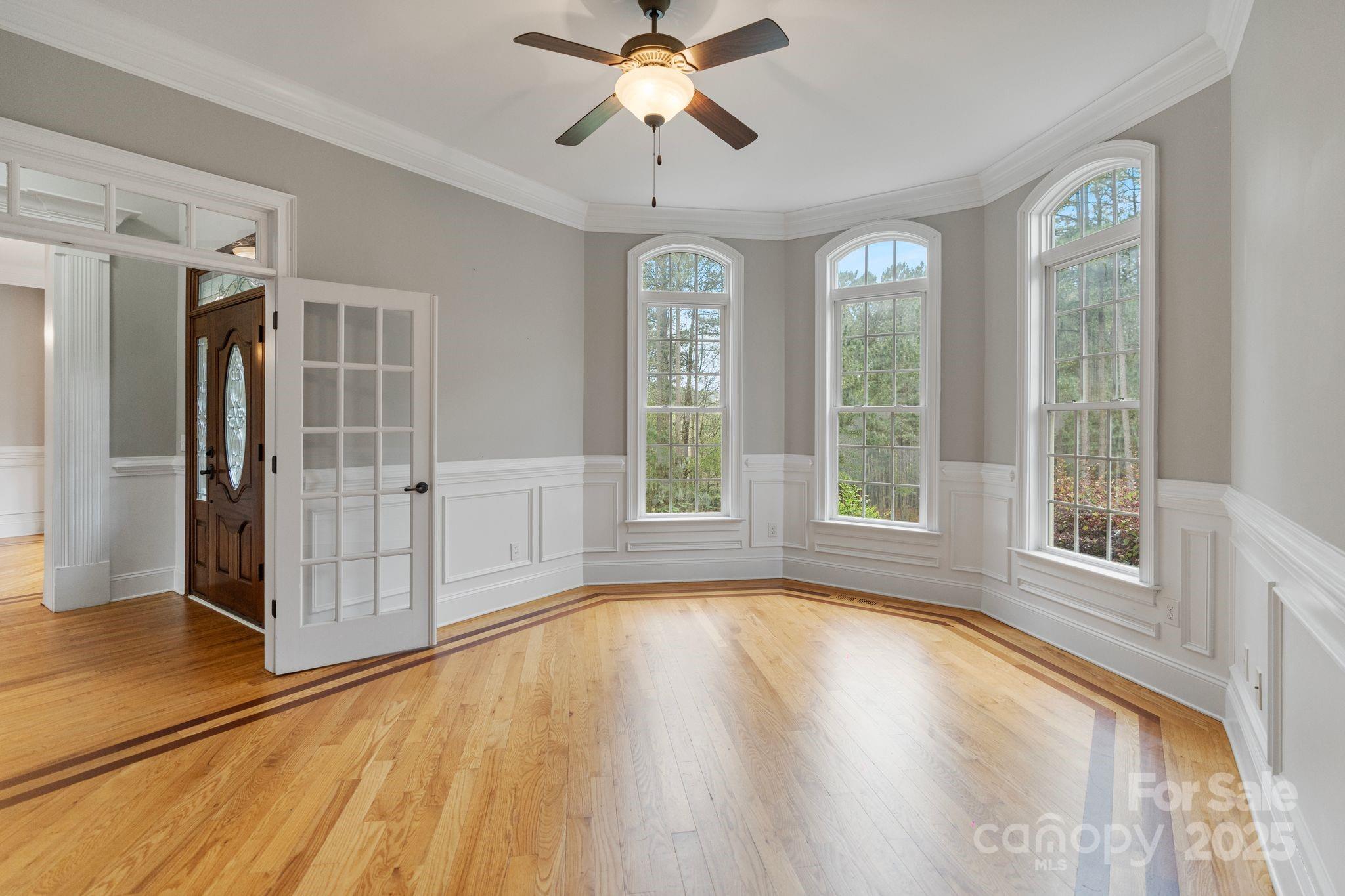 116 Whispering Cove Court