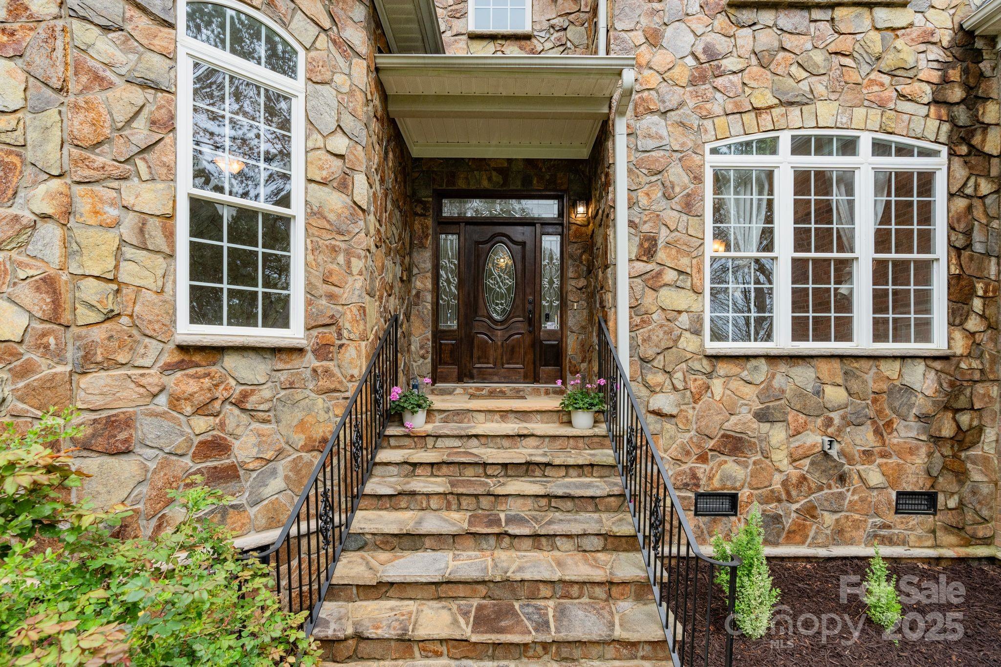 116 Whispering Cove Court