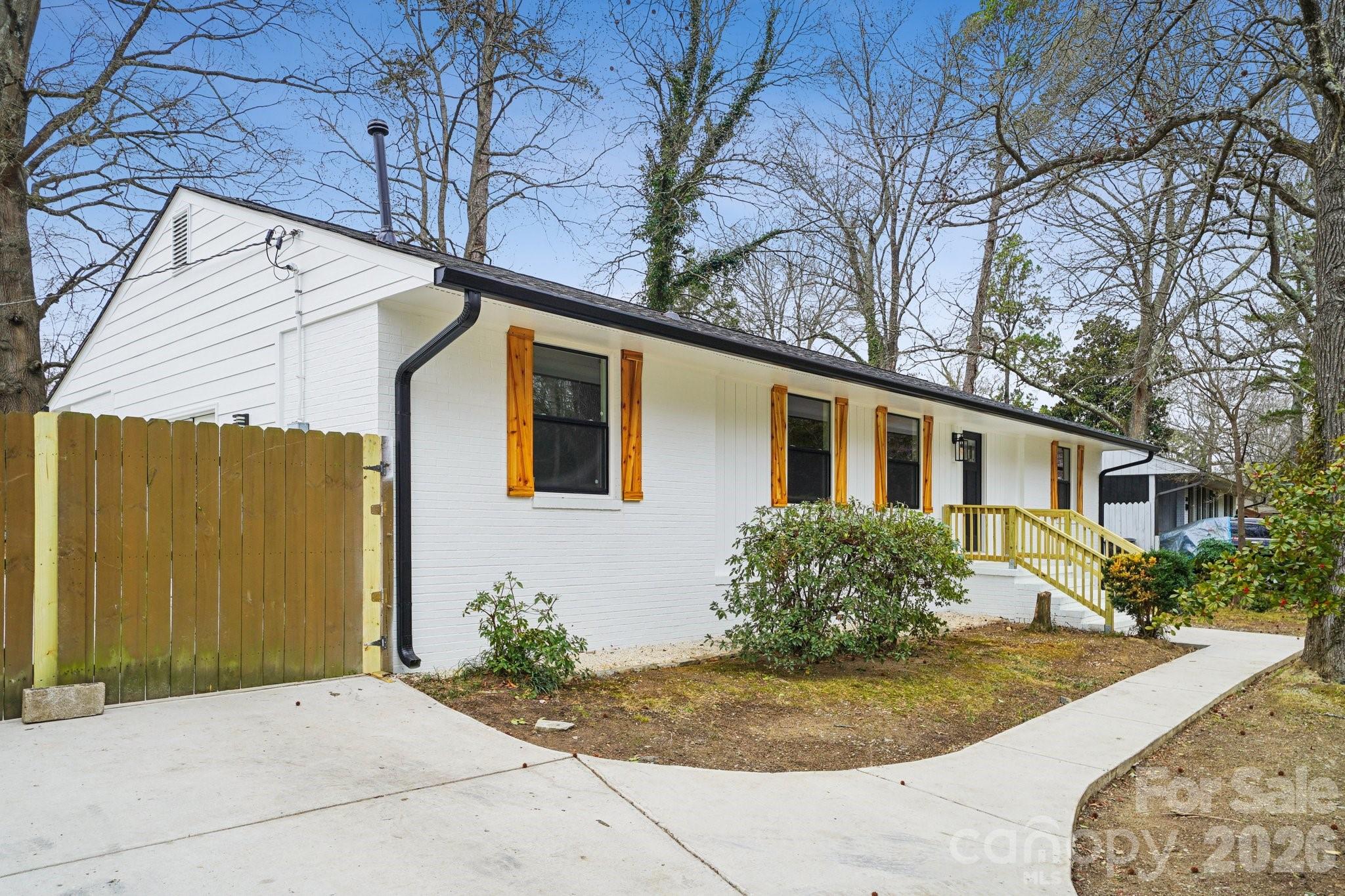 3900 Foxford Place