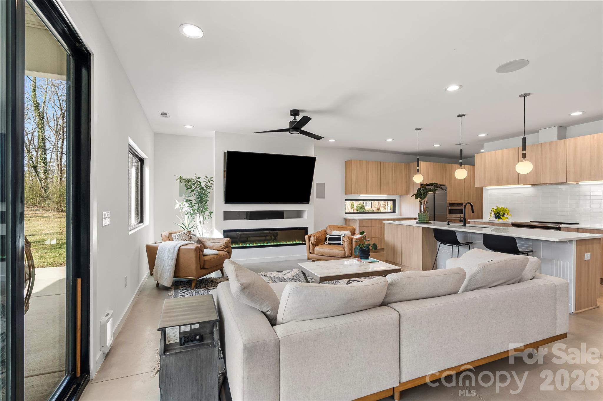 2380 Maria Lynn Court