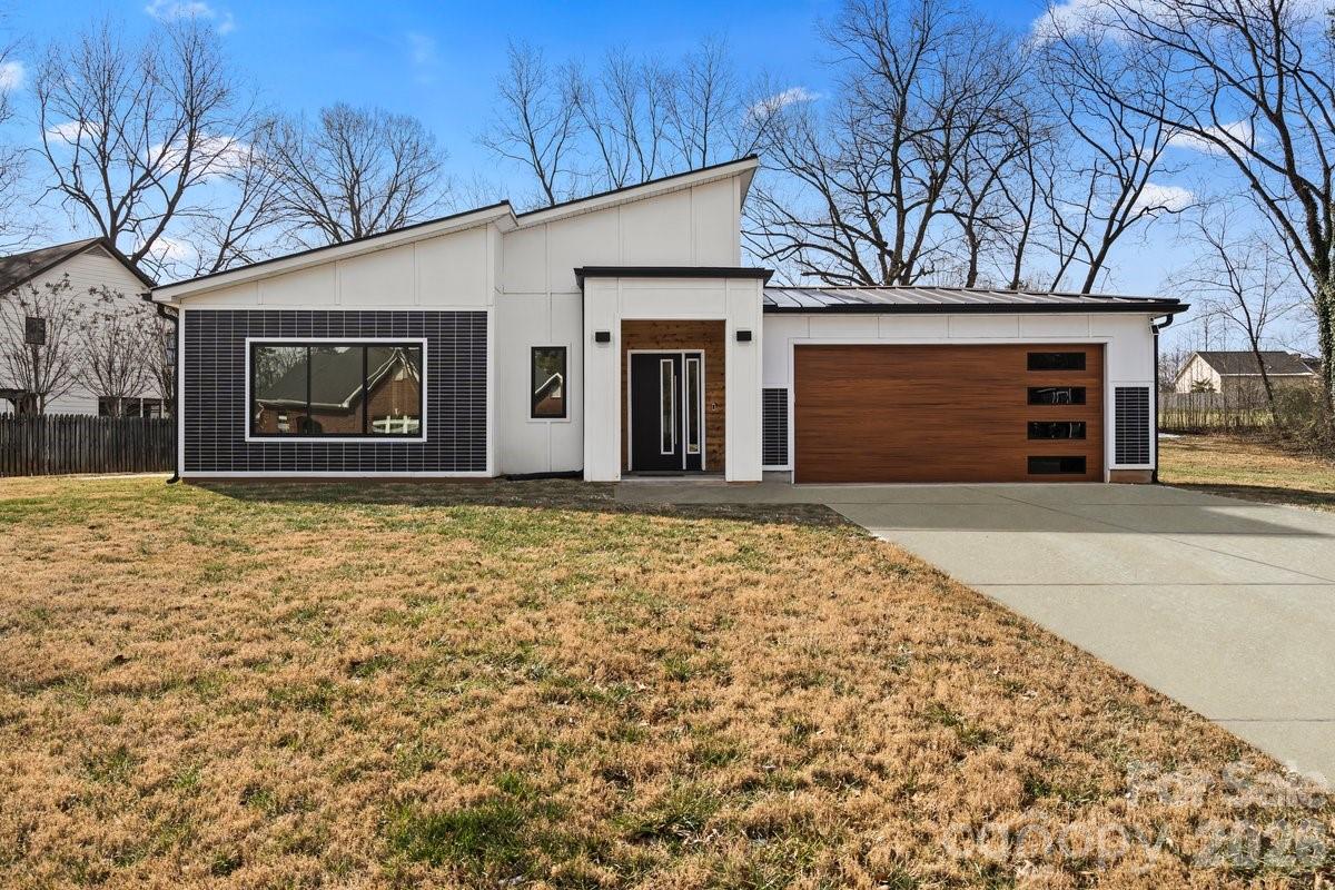 2380 Maria Lynn Court