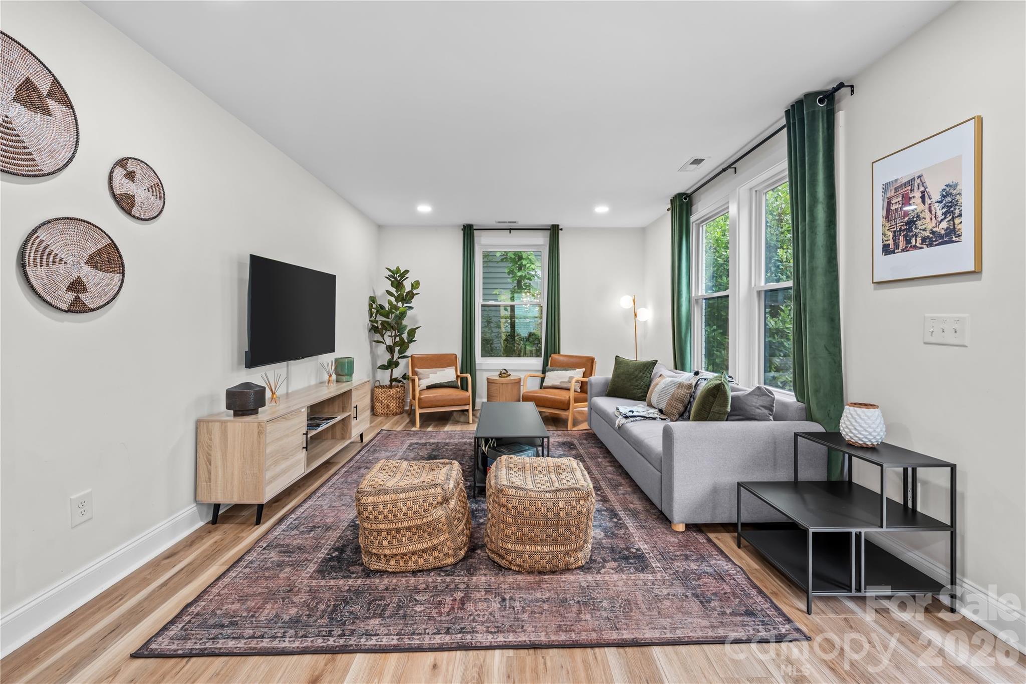 3021 Dogwood Avenue