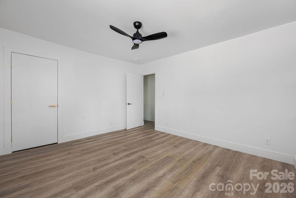 911 E Woodlawn Road