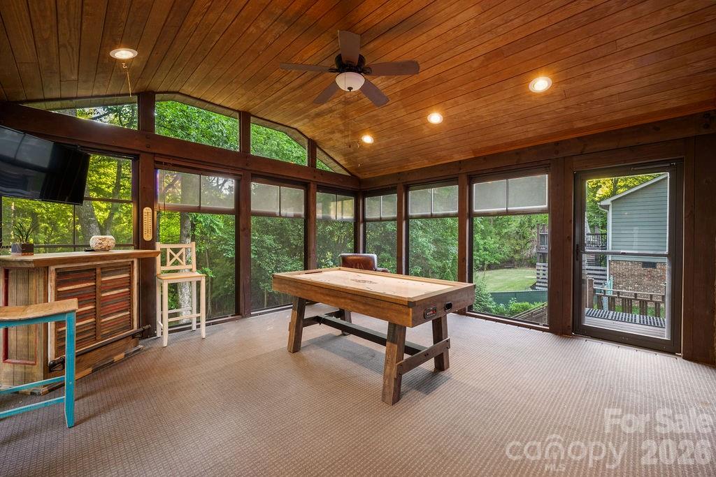8038 Ritter Drive