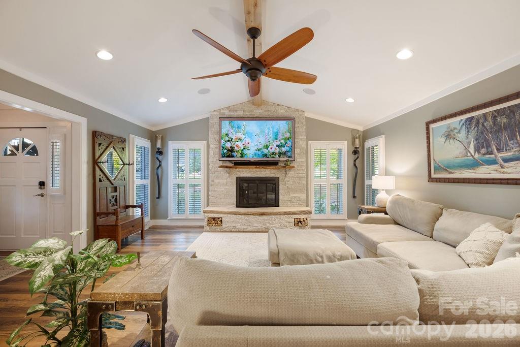 8038 Ritter Drive