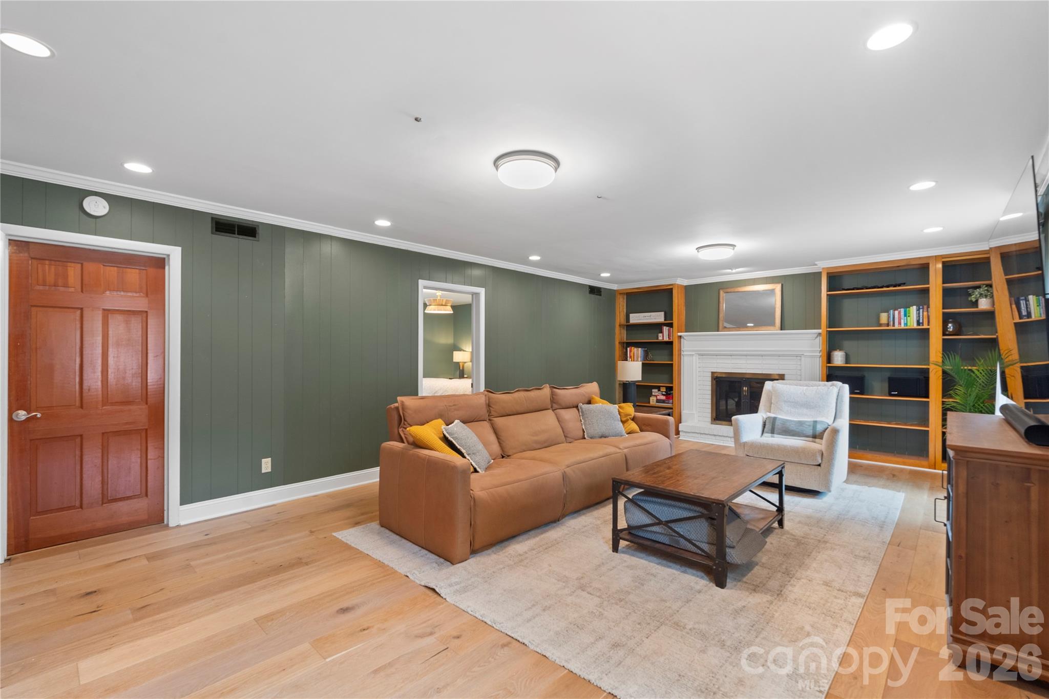 1800 Lumarka Drive