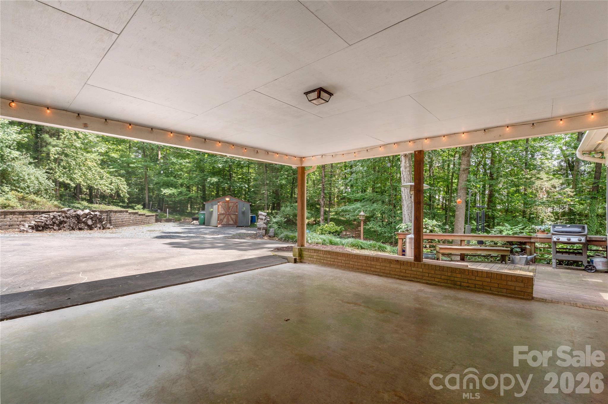 1800 Lumarka Drive