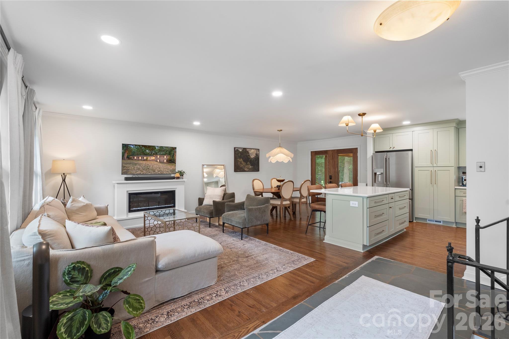 1800 Lumarka Drive