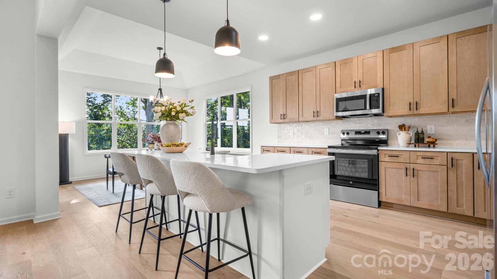 3800 Erskine Woods Drive