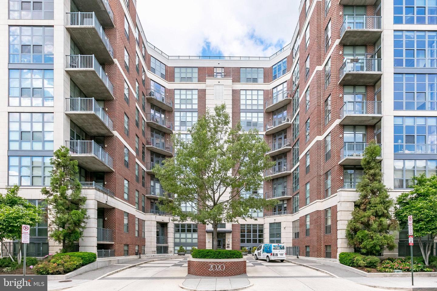 2020 12th St NW #Ph-10