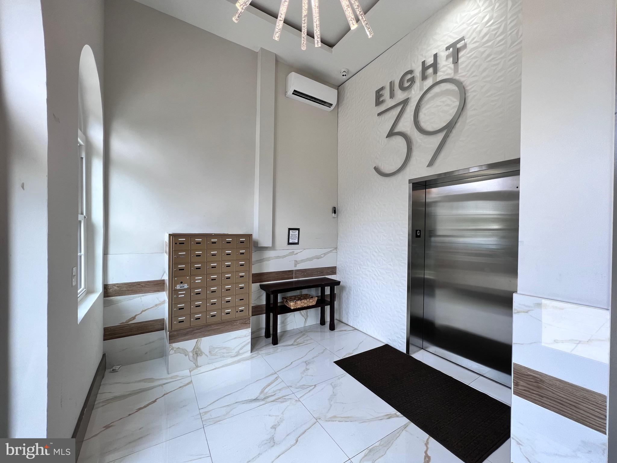 839 Kennedy St NW #208