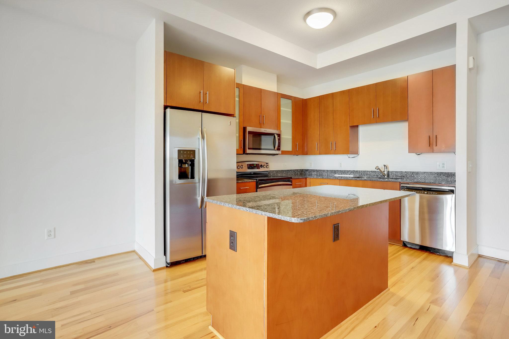 910 M St NW #1105