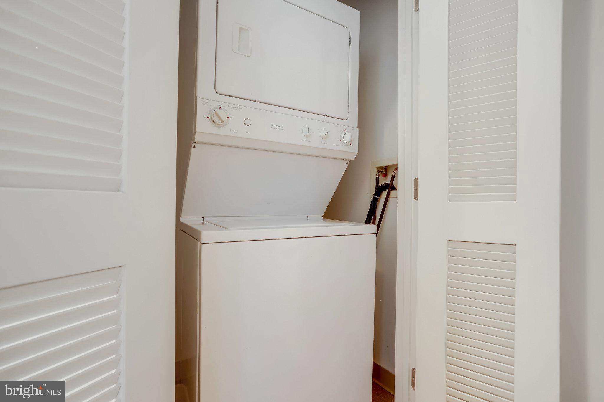 910 M St NW #1105