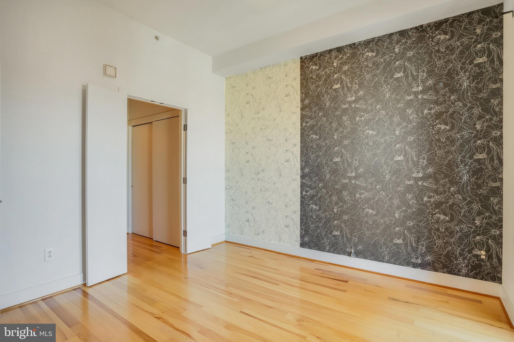 910 M St NW #1105