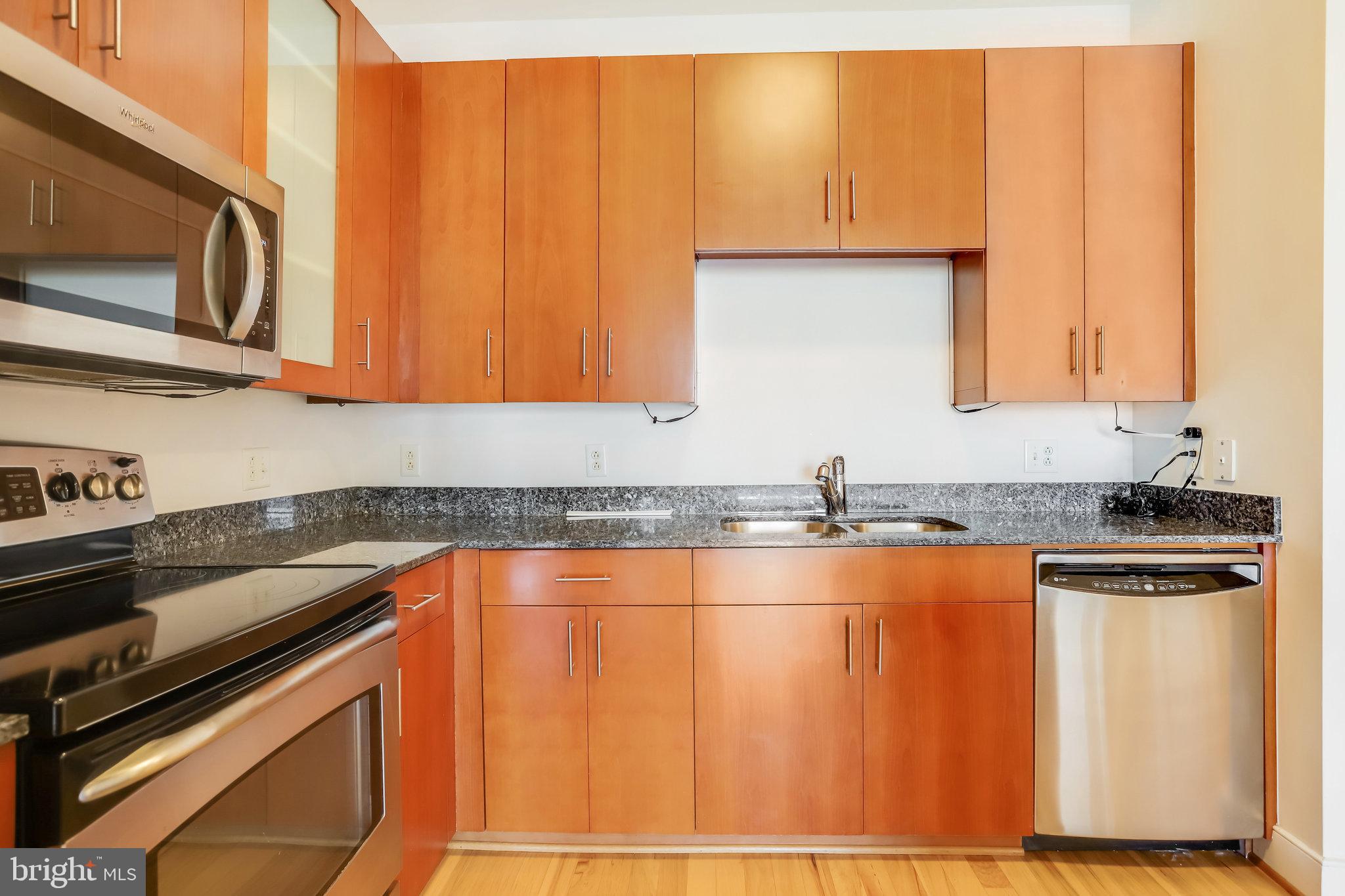 910 M St NW #1105