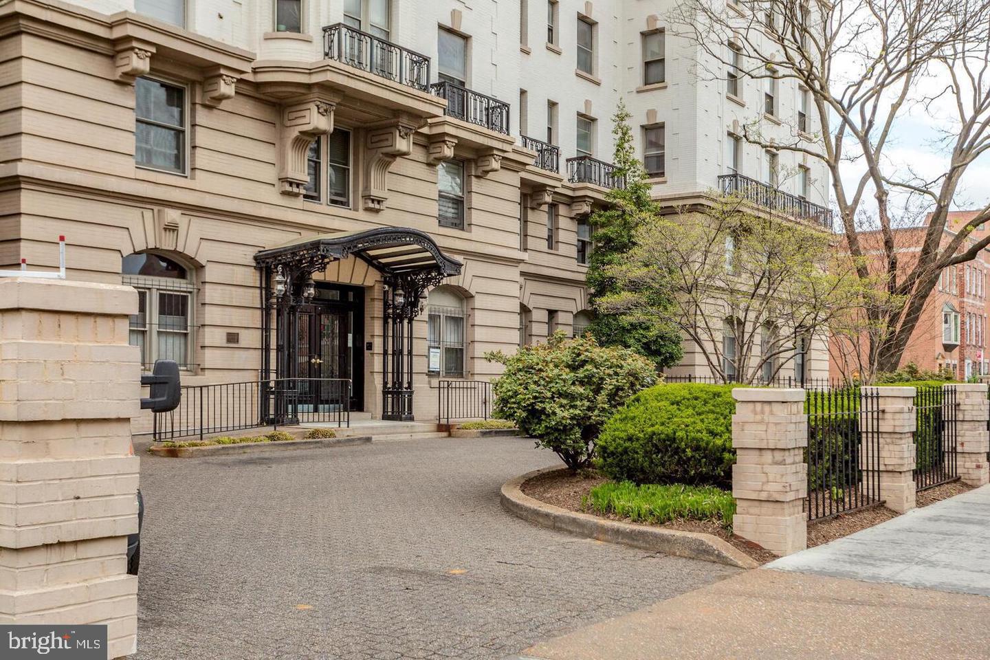 3060 16TH ST NW #513