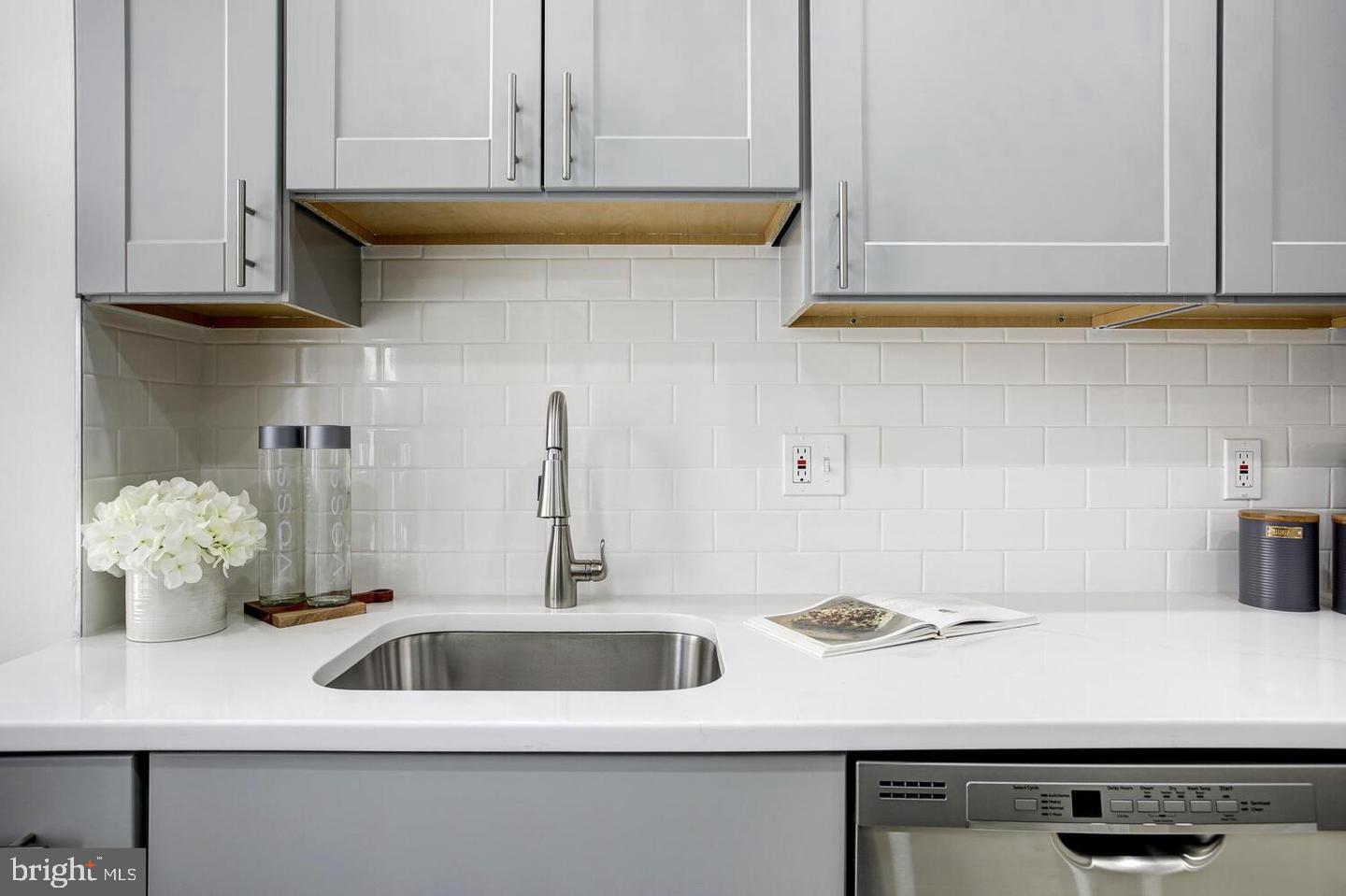 3060 16TH ST NW #513