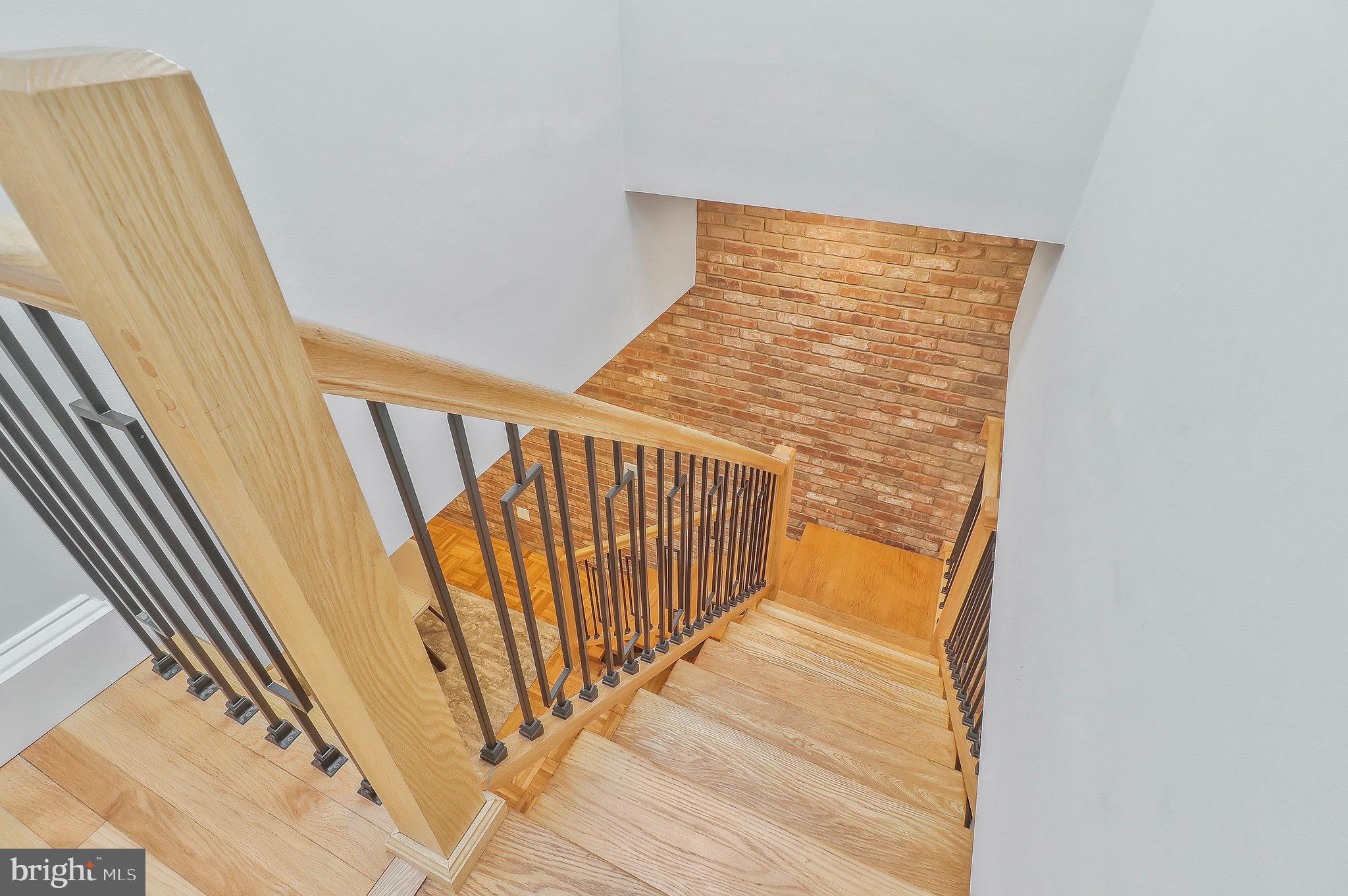 2423 I St NW