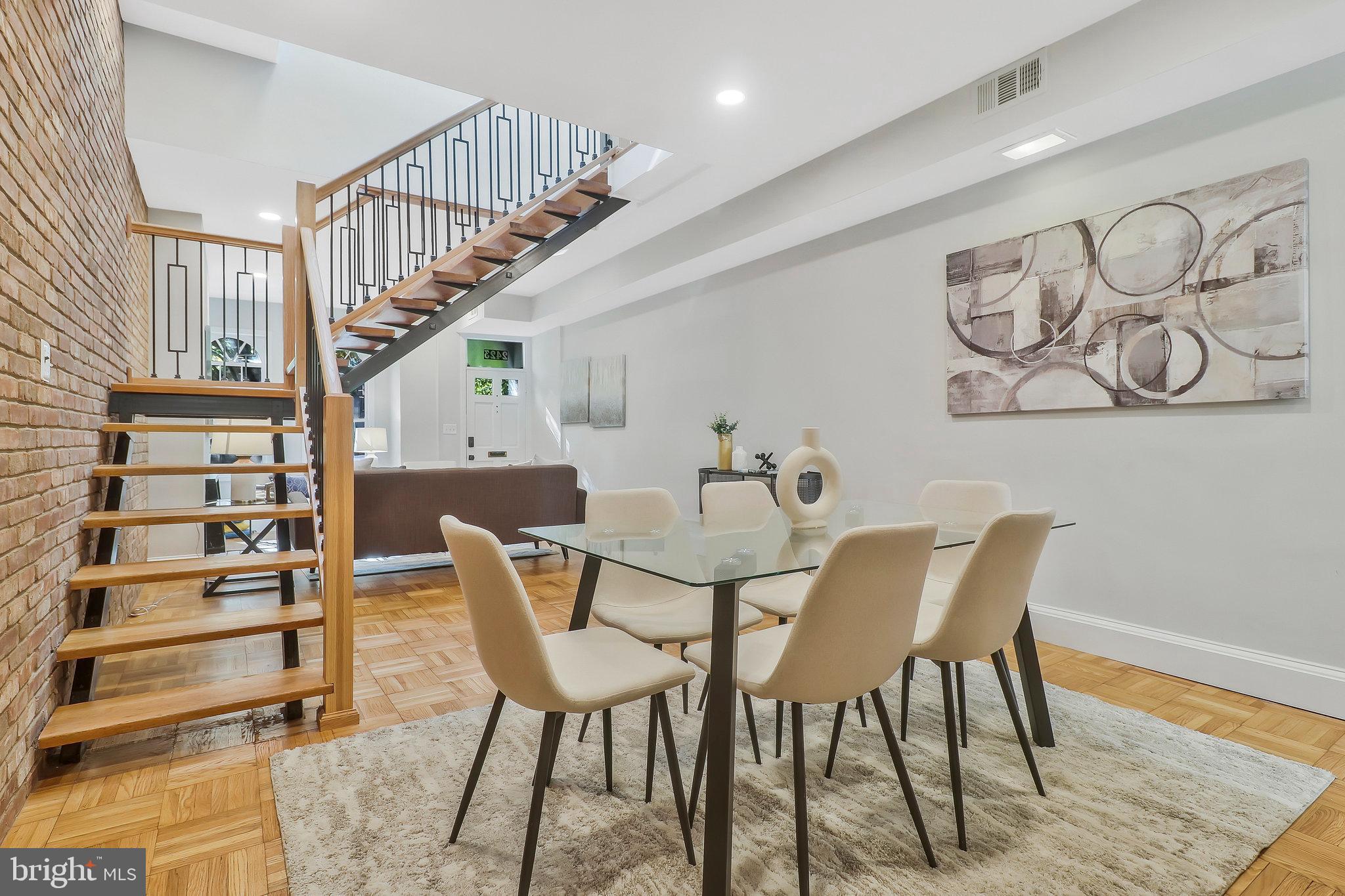 2423 I St NW