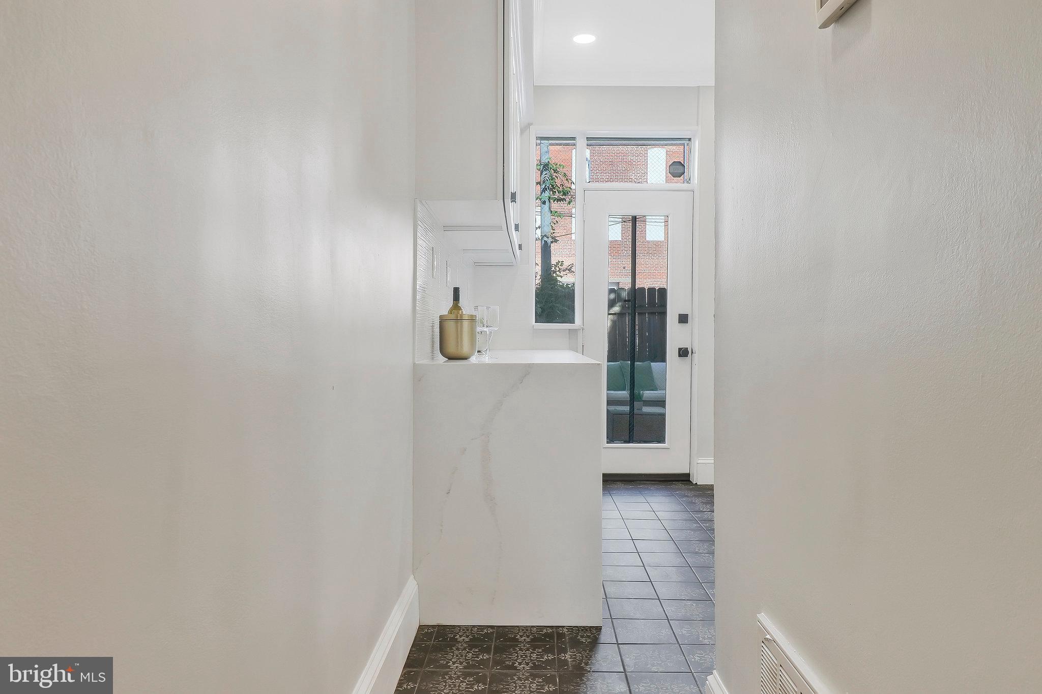 2423 I St NW