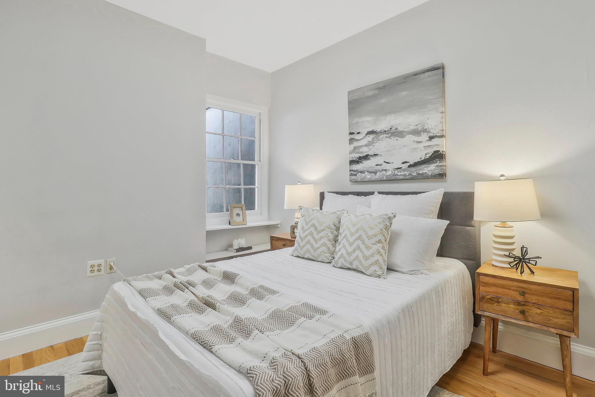 2423 I St NW