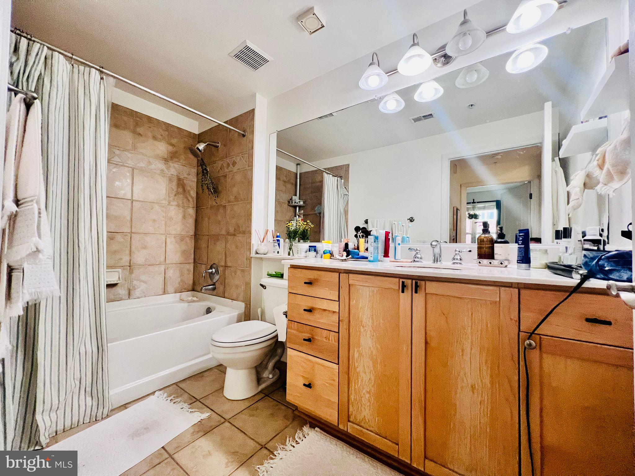 1441 RHODE ISLAND AVE NW #605