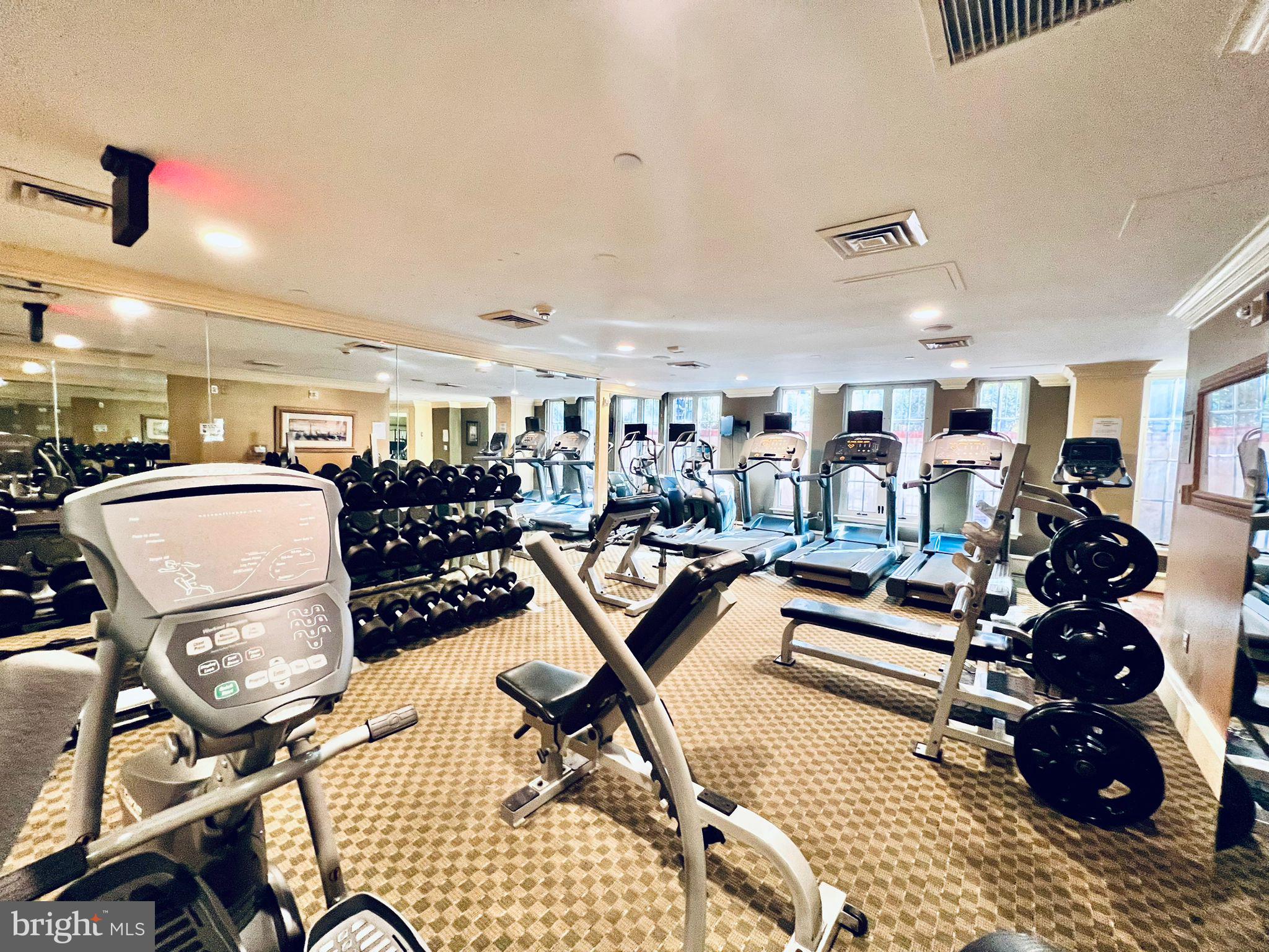 1441 RHODE ISLAND AVE NW #605