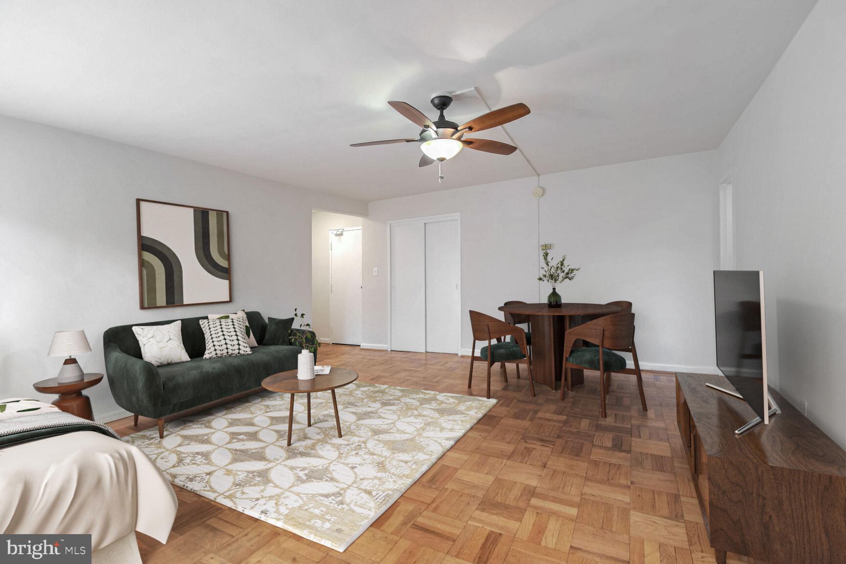 5112 MacArthur Blvd NW #106