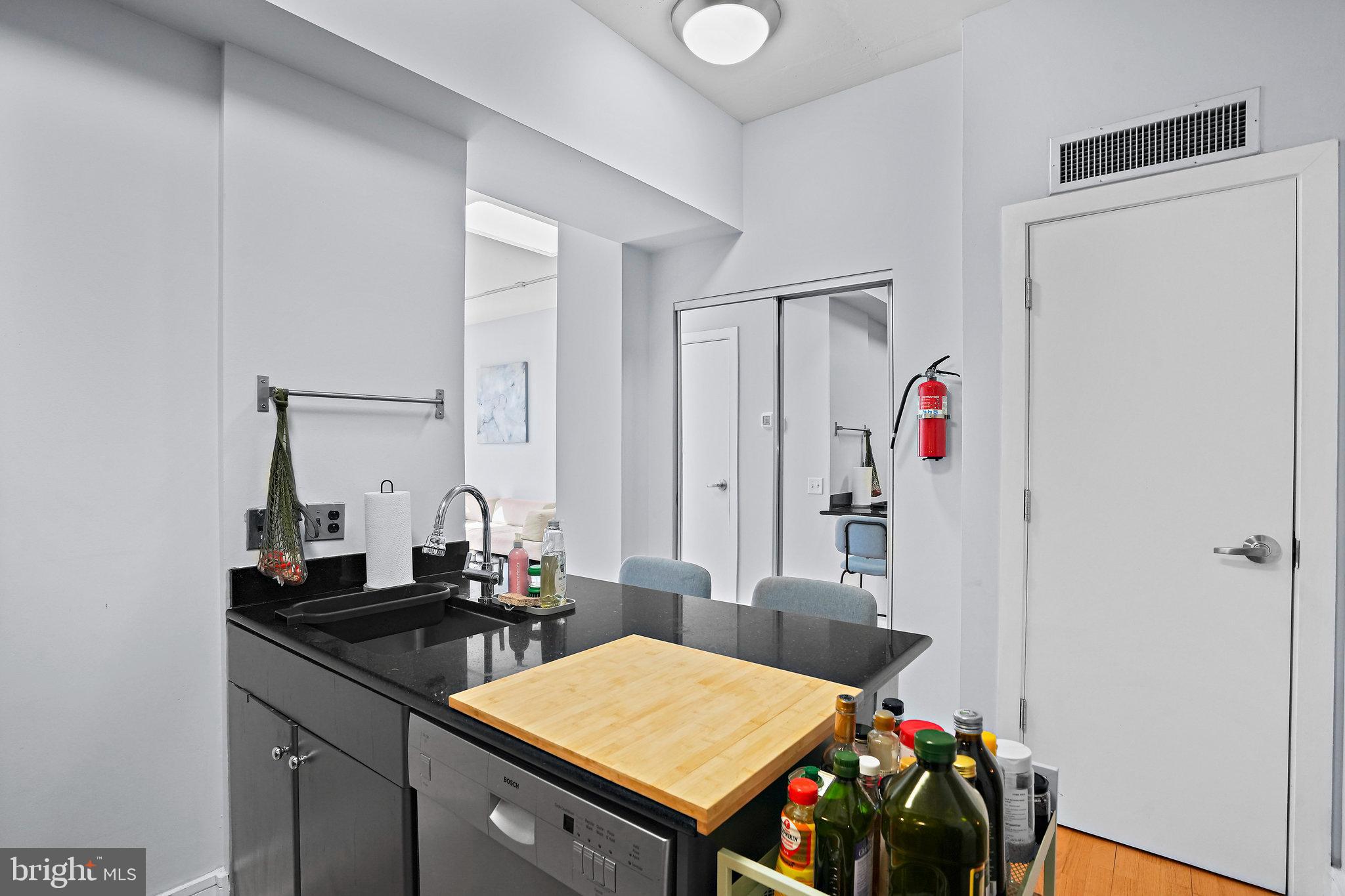 809 6TH STREET NW 63