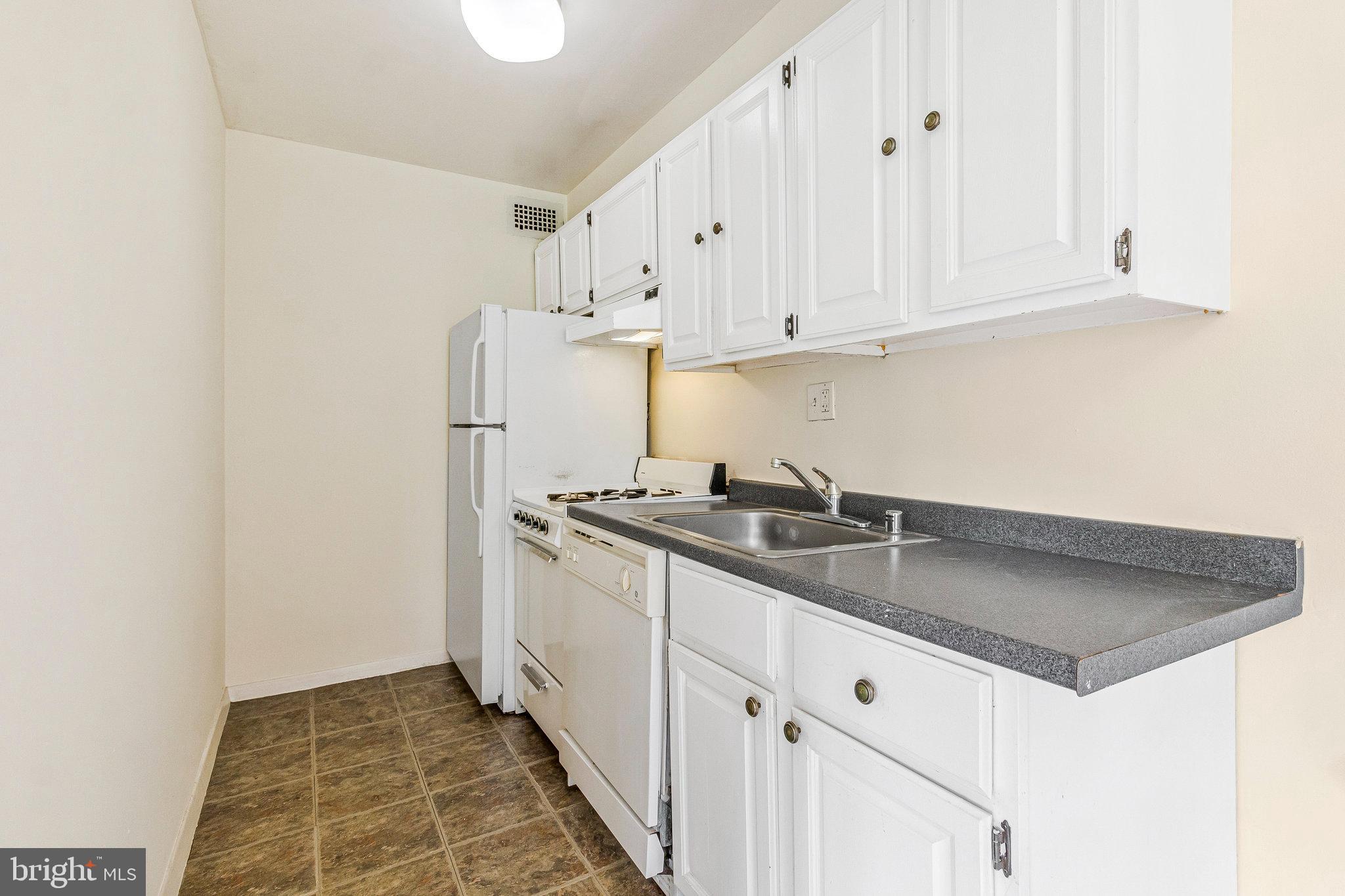 1601 18th St NW #312