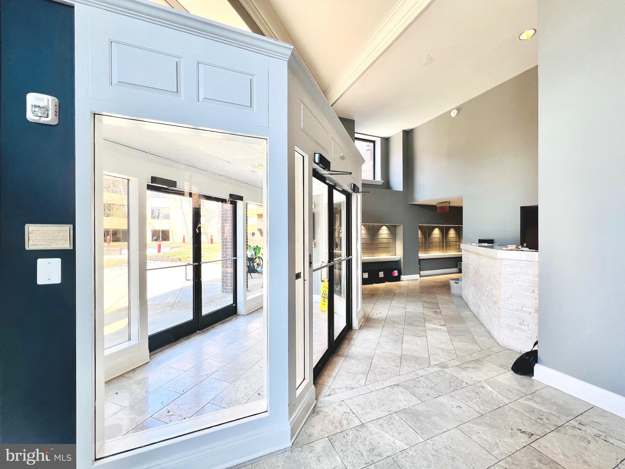 2111 WISCONSIN AVE NW #110