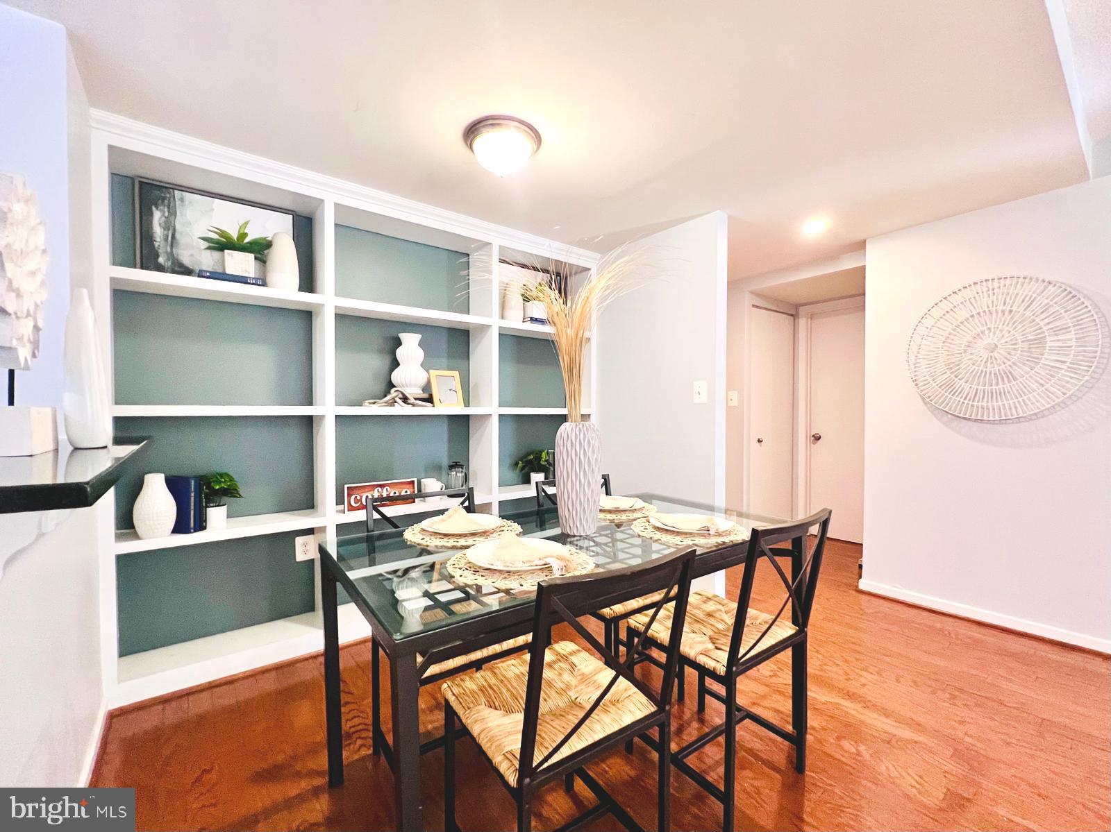 2111 WISCONSIN AVE NW #110