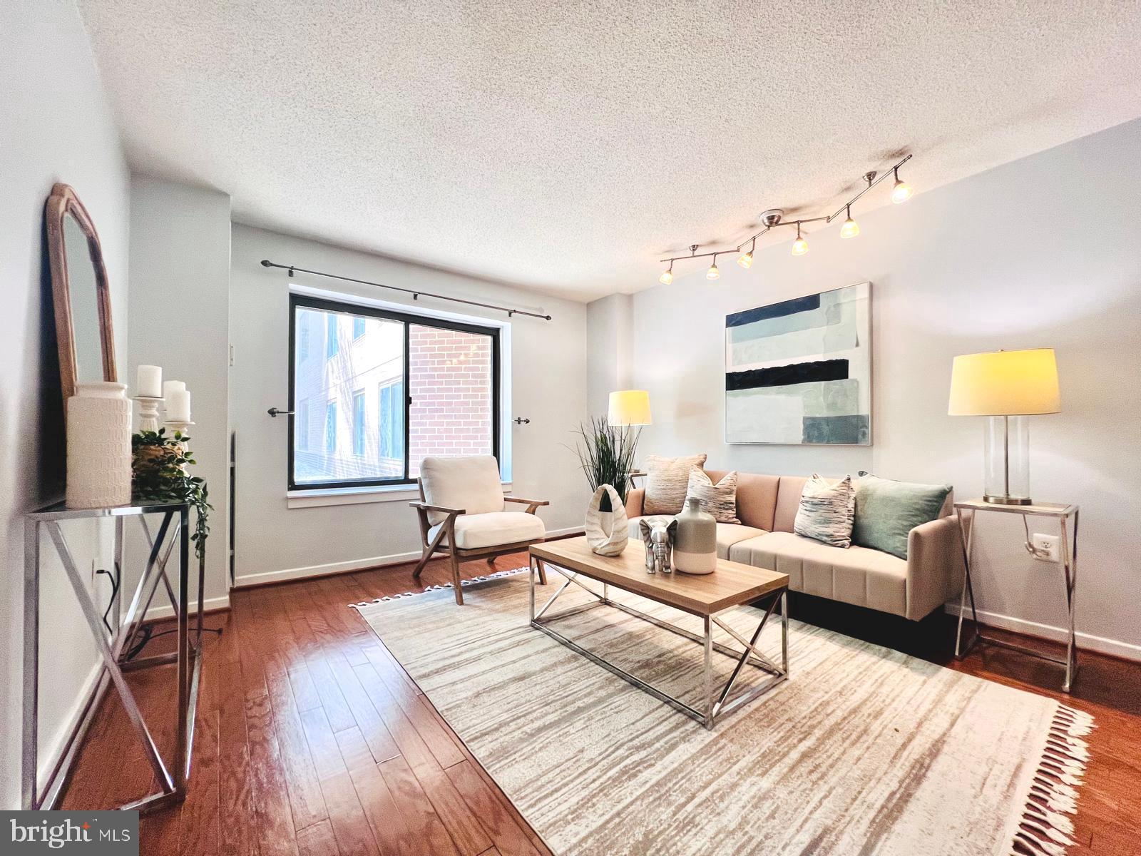 2111 WISCONSIN AVE NW #110