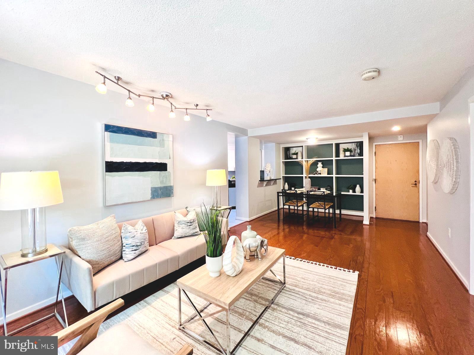 2111 WISCONSIN AVE NW #110