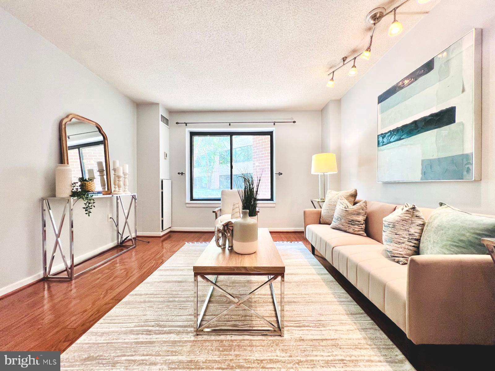 2111 WISCONSIN AVE NW #110