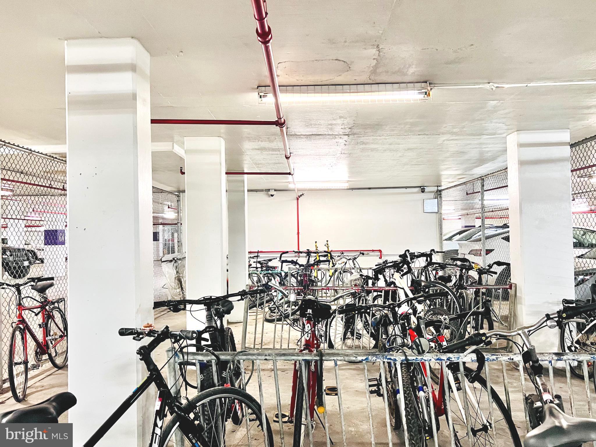 2111 WISCONSIN AVE NW #110