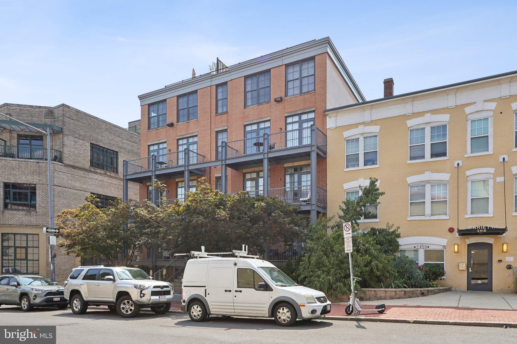 2412 17TH STREET NW 202