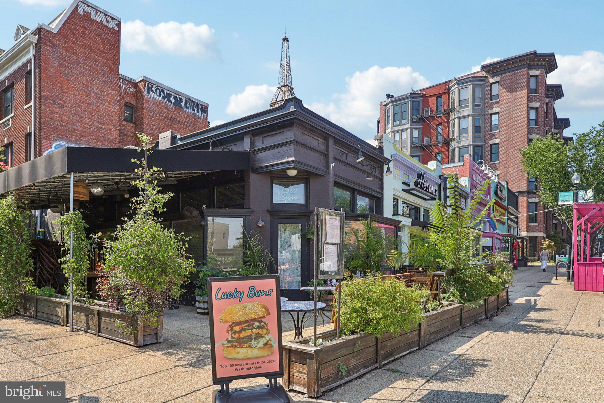 2412 17TH STREET NW 202