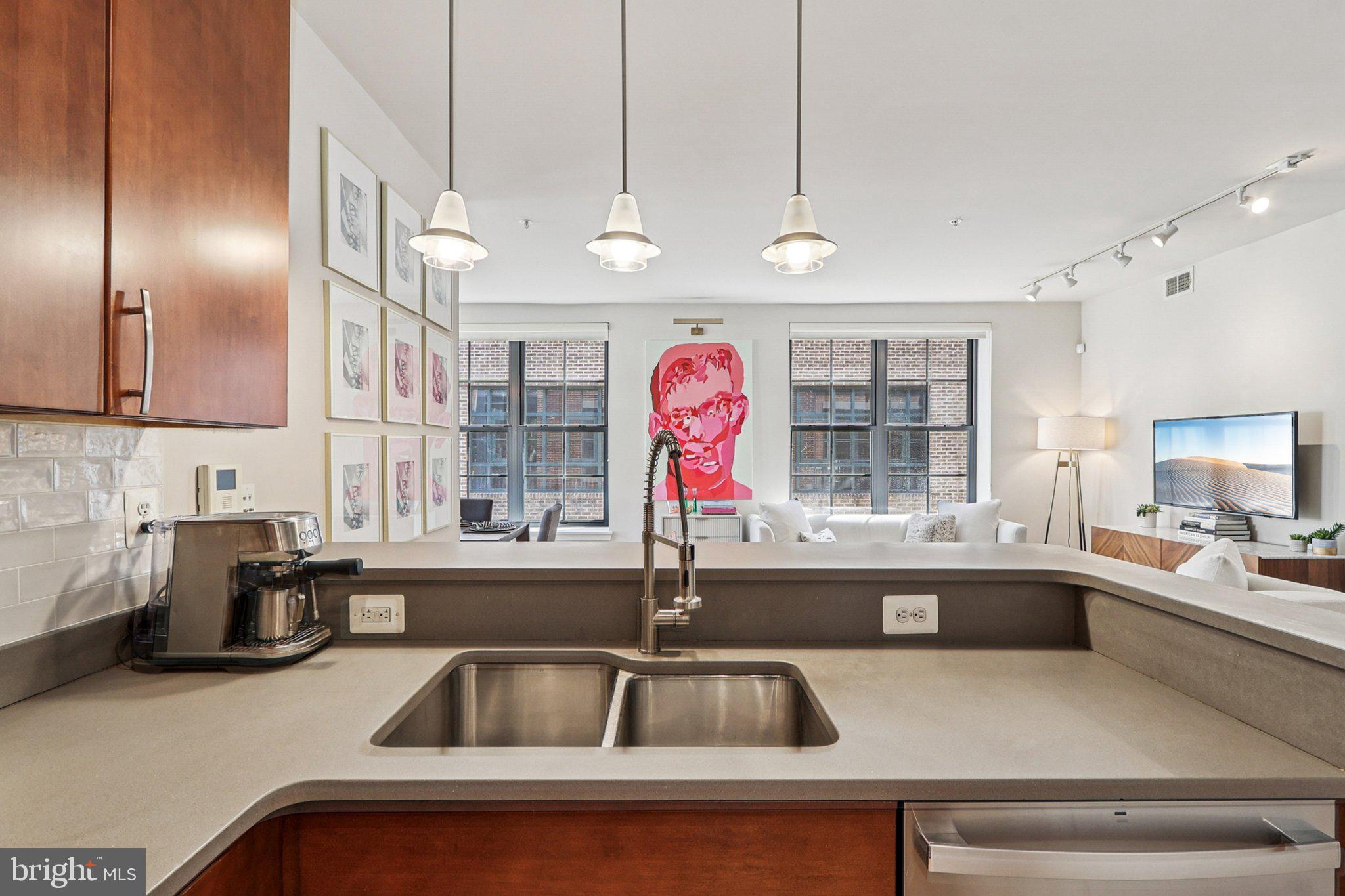 2412 17TH STREET NW 202