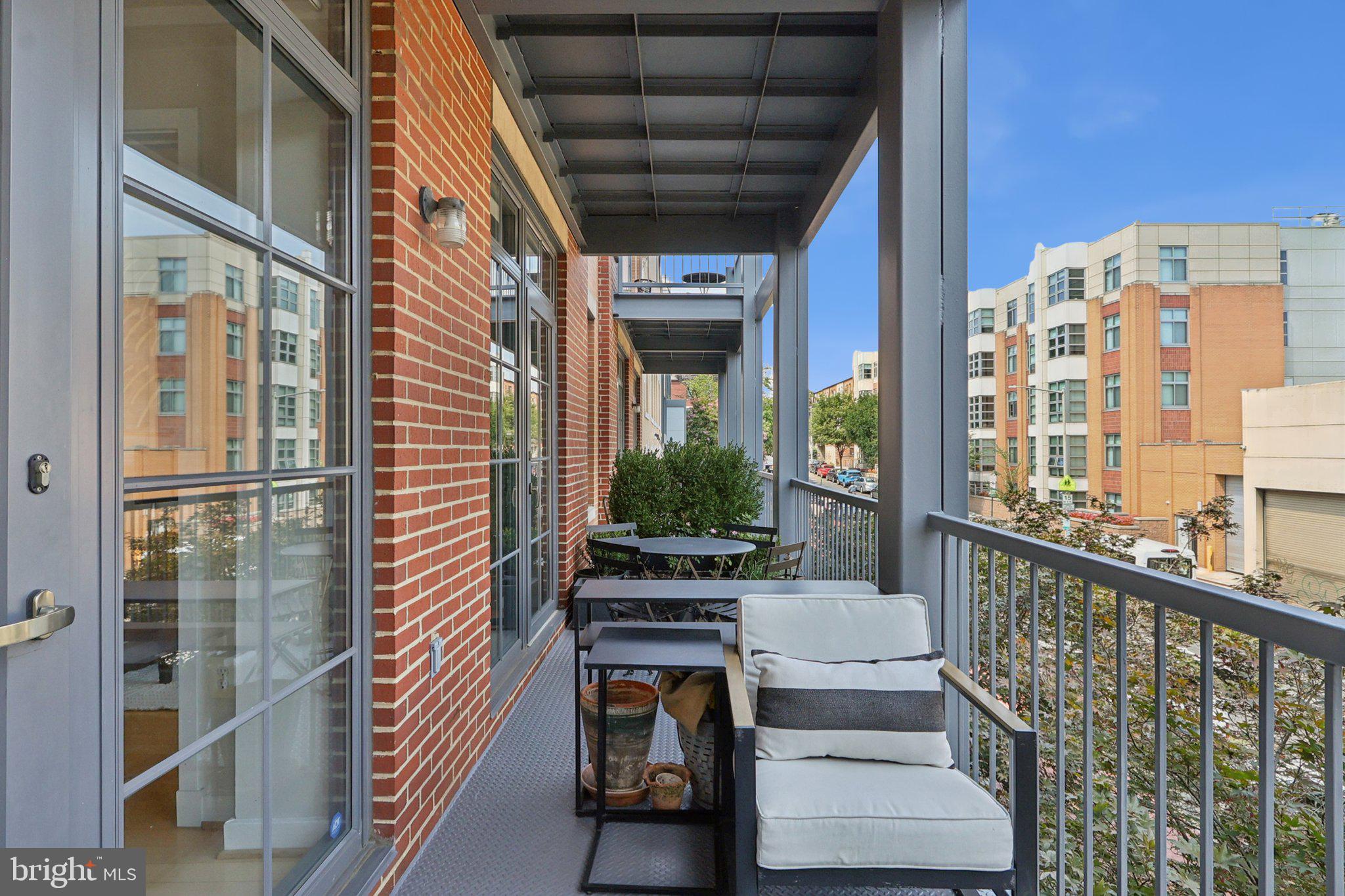2412 17TH STREET NW 202